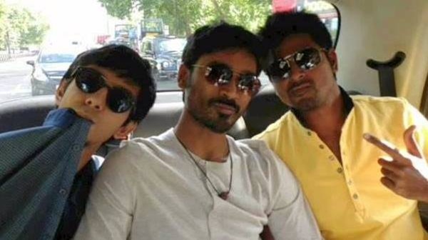 Journalist Anthanan Talks about Dhanush and Sivakarthikeyan