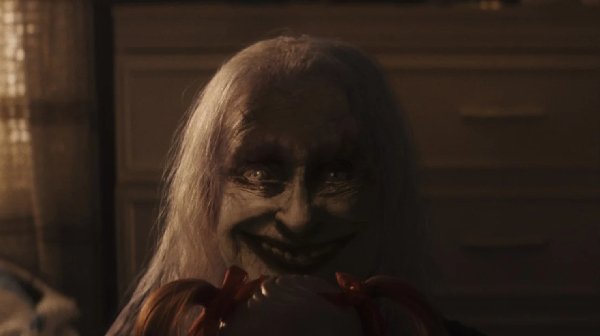 The Conjuring Last Rites Review done by Blue Sattai Maran