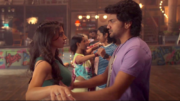 Sakthi Thirumagan Kiss Thandakaaranyam and Padaiyaanda Maaveera Day 1 Box Office