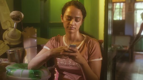 Bad Girl Review In Tamil Varsha Bharath Direction Good And Anjali Sivaraman Acting Pillar Of The Movie