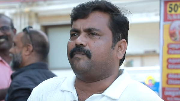 Actor Kaali Venkat Faced Very Terrific Incident He Faced Snake at Toilet