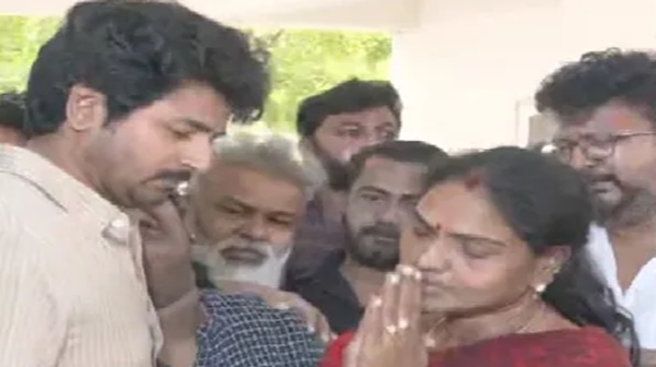 Journalist Venkatesh has said that Dhanush and Sivakarthikeyan advised Robo Shankar