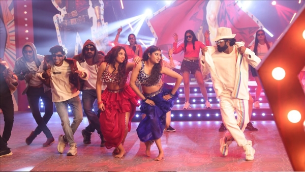 Jovika Vijaykumar Shares Her Dance Video For Vediaya Podu Promo Song Cameo Jovika Vijaykumar Shares Her Dance Video For Vediaya Podu Promo Song Cameo