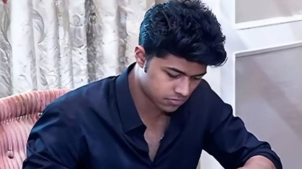 Vijay s Son Jason Sanjay Trending Airport Video Fans Say Just Like Thalapathy Vijay s Son Jason Sanjay Trending Airport Video Fans Say Just Like Thalapathy