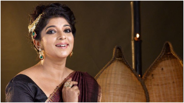 Sithara PuthuPuthu Arthangal life story