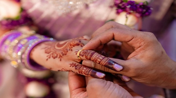 Bigg Boss Julie Gets Engaged with her lover Shares Emotional Photos on Instagram