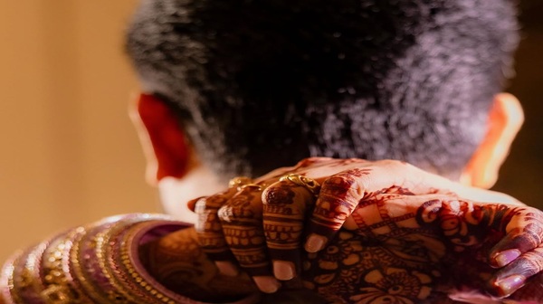 Bigg Boss Julie Engagement Clue Fans Guess Husband s Name as Mohammad or Malik