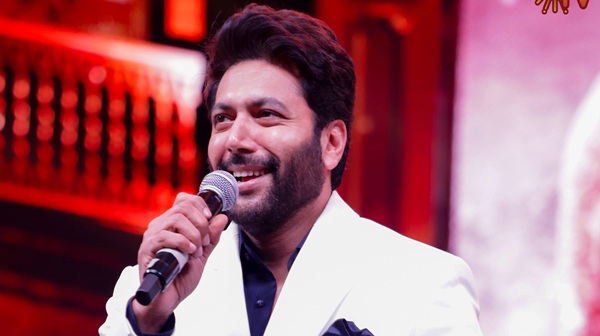 Ravi Mohan Praises Sudha Kongara at Parasakthi Event Fans Read Between the Lines Ravi Mohan Praises Sudha Kongara at Parasakthi Event Fans Read Between the Lines