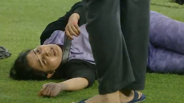 Bigg Boss Tamil 9 Fans Slams Vijay Sethupathi After VJ Parvathy and Kamarudin Kicked Sandra Bigg Boss Tamil 9 Fans Slams Vijay Sethupathi After VJ Parvathy and Kamarudin Kicked Sandra