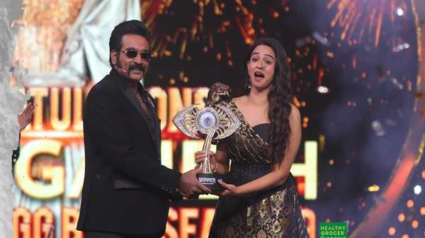 Bigg Boss Tamil 9 Winner Divya Ganesh s Post-Win Move Grabs Attention on Social Media