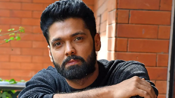 Rashmika Mandanna Weds Vijay Devarakonda Dignity Over Heartbreak What is Rashmika s Ex-Fianc Rakshit Shetty Up to Now