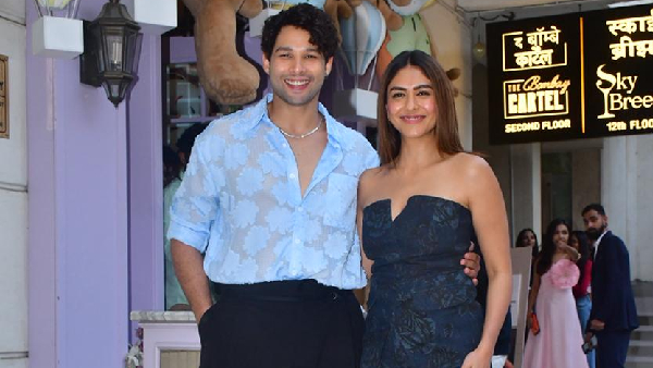 Mrunal Thakur celebrates Teddy Day with a Popular Actor stuns fans Look at the Teddy Bear size Mrunal Thakur celebrates Teddy Day with a Popular Actor stuns fans Look at the Teddy Bear size