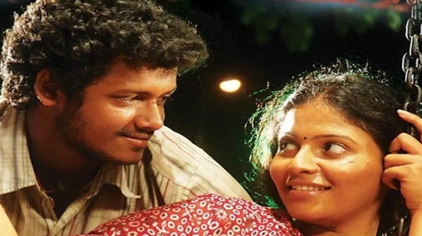 Angadi Theru Shooting Video Goes Viral Vasanthabalan Seen Coaching Actor Mahesh