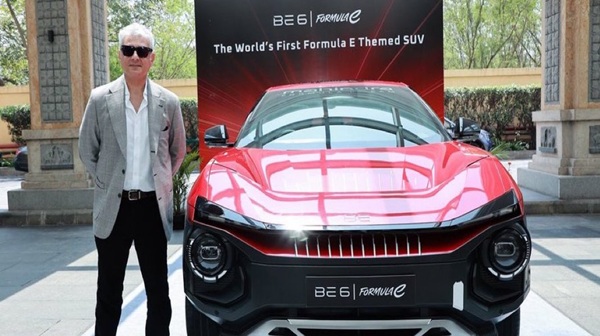 Rare Incident From Red Shoot Shows Ajith Kumar s Kindness Says Singampuli