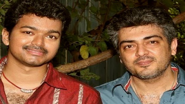 Throwback Ajith Kumar vs Vijay Housefull Boards Created During Dheena Friends Clash