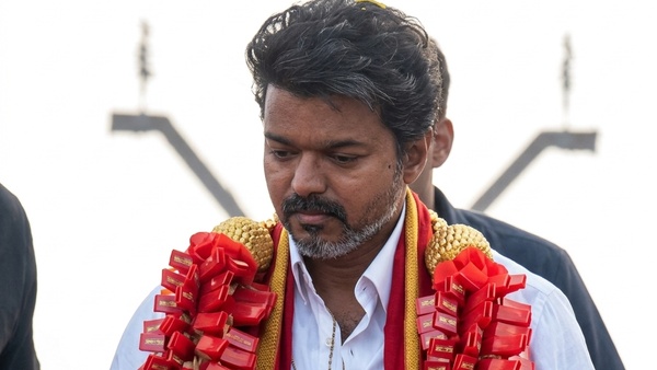 Vijay cried after seeing enormous of People s love and care towards him