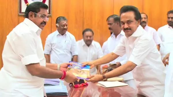 Vijay s Poove Unakkaga Meme on DMK-ADMK Alliance Goes Viral Blue Sattai Maran Joins the Trolls