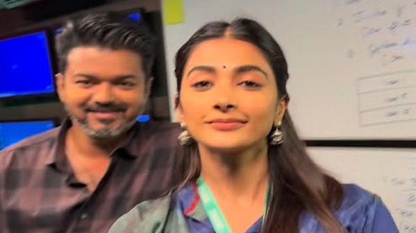 Pooja Hegde s Glamorous Mirror Video in Beach Outfit Goes Viral