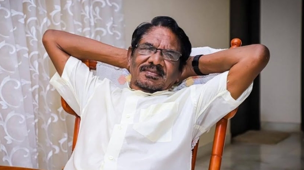 Isn t This Shameful Thiagarajan Kumararaja s Reaction at Bharathiraja s Funeral Wins Praise