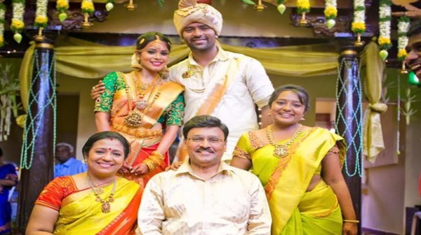 A Rare Coincidence Links K Bhagyaraj and Shanthanu s Weddings Fans Recall Emotional Moment