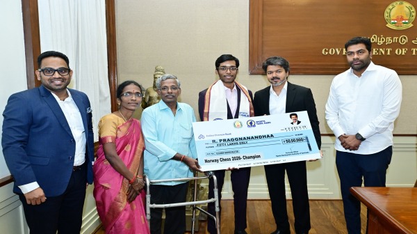 CM Vijay Plays Chess With Grandmaster Praggnanandhaa Video Goes Viral CM Vijay Plays Chess With Grandmaster Praggnanandhaa Video Goes Viral
