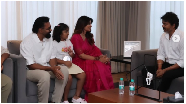 CM Vijay Sneha CM Vijay Sneha