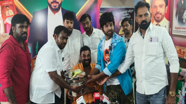 After Rajinikanth Legend Saravanan Helps Actor Bava Lakshmanan With 2 Lakh and Household Essentials After Rajinikanth Legend Saravanan Helps Actor Bava Lakshmanan With 2 Lakh and Household Essentials