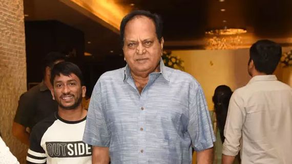 చలపతిరావు జీవితం ఆ మూవీకి కథగా.. రవిబాబు పెళ్లి ప్రయత్నం.. ఈ చిత్రం పేరు ఏమిటంటే?