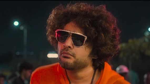  DJ Tillu 2: 'డీజే టిల్లు 2'కు హ్యాండ్ ఇస్తున్న హీరోయిన్లు.. సిద్ధు జొన్నలగడ్డ కారణమా? 
