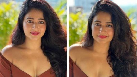 టాప్ కిందకు జరిపి నాగార్జున బ్యూటీ రచ్చ.. అలా చూపిస్తూ ఘోరంగా!