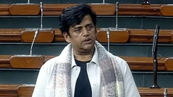 కాంగ్రెస్ వల్లే నేను నలుగురు పిల్లల్ని కన్నాను.. బీజేపీ ఎంపీ, టాలీవుడ్ విలన్ వివాదాస్పద వ్యాఖ్యలు