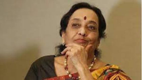  సీనియర్ నటి జమున బయోపిక్.. ఆ బ్యూటీఫుల్ హీరోయిన్ కోసం చర్చలు!
