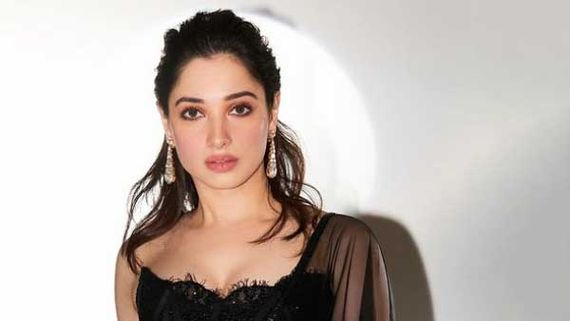ఐటెమ్ గర్ల్‌గా తమన్నా భాటియా.. నందమూరి హీరో కోసం స్పెషల్  సాంగ్..  ఎంత డిమాండ్ చేసిందంటే?!