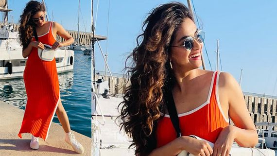 ఏమీ వేసుకోకుండా కీర్తి సురేష్ సెల్ఫీ: ఇంత ఘోరంగా ఎప్పుడూ చూసుండరు
