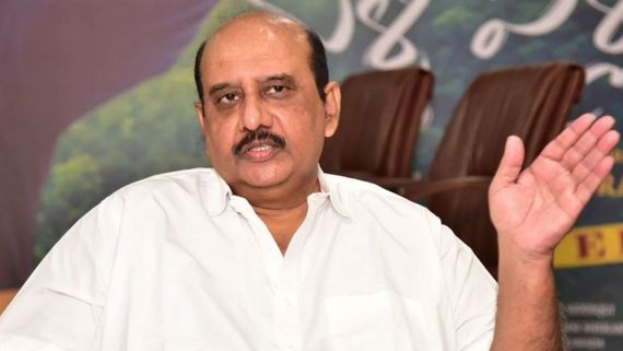  ఆ తప్పు జరిగితే సూపర్ స్టార్ కృష్ణ క్షమించరు.. పవిత్రా లోకేష్, నరేష్ బంధం అలాంటిదే.. ఎంఎస్ రాజు (ఇంటర్వ్యూ)