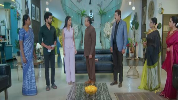 Karthika Deepam 2 October 7th: జ్యోత్స్నకి షాకిచ్చిన శివన్నారాయణ... దీప పుట్టుకపై బాంబు పేల్చిన కార్తీక్