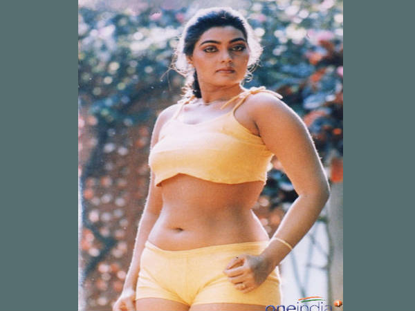 సిల్క్ స్మిత లైఫ్ చిత్రాల్లో