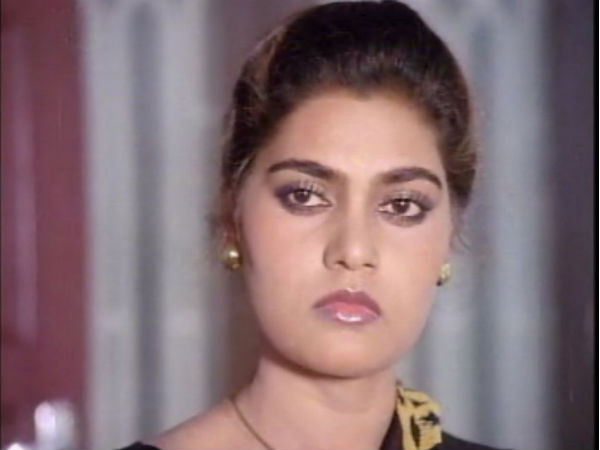 సిల్క్ స్మిత లైఫ్ చిత్రాల్లో