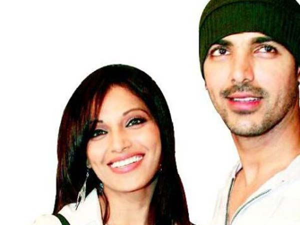  హాట్ జాన్,బిపాసా ఎఫైర్ అరుదైన ఫోటోలు(ఫోటో ఫీచర్)