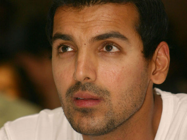  హాట్ జాన్,బిపాసా ఎఫైర్ అరుదైన ఫోటోలు(ఫోటో ఫీచర్)