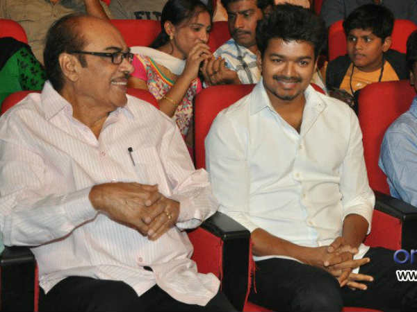 రామానాయుడుతో ‘తుపాకి’ ఆడియో రిలీజ్(ఫోటోస్)