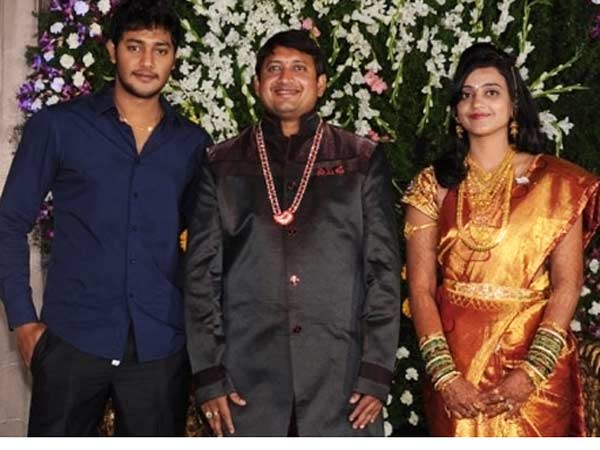 నిర్మాత పెళ్లి రిసెప్షన్ లో మెరిసిన మెగా హీరోలు(ఫోటోలు)