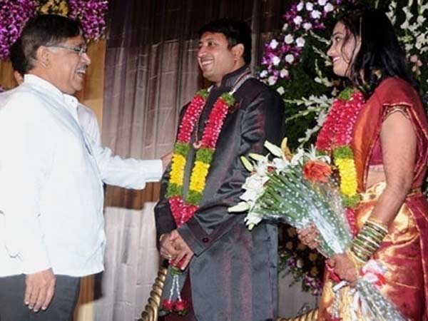 నిర్మాత పెళ్లి రిసెప్షన్ లో మెరిసిన మెగా హీరోలు(ఫోటోలు)