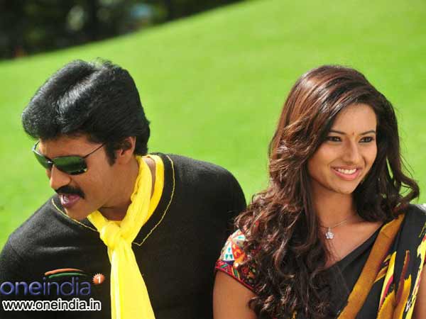 సంక్రాంతి బరిలో బడా సినిమాలు (ఫోటో ఫీచర్)