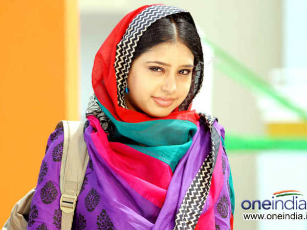 2012 లో పరిచయమైన కొత్త హీరోయిన్స్ వీరే(ఫోటో ఫీచర్)