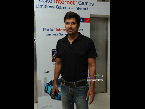 సూర్య,విక్రమ్ గెస్ట్ లుగా 'పరదేశి'ఆడియో (ఫొటోలు)