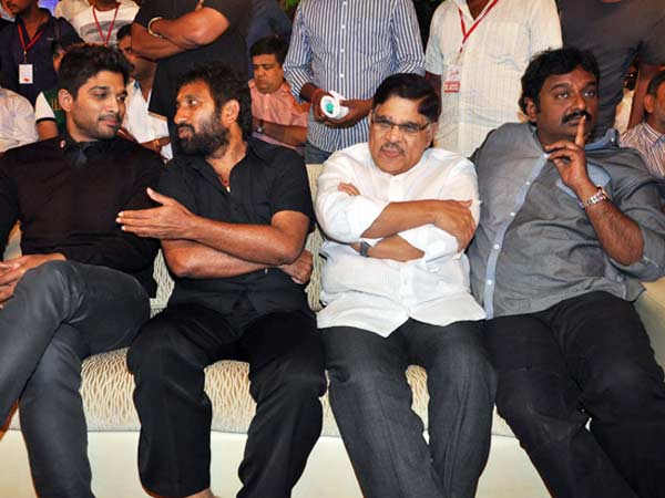 పవన్ గెస్ట్ గా... 'నాయక్‌' ఆడియో విడుదల విశేషాలు (ఫొటోలతో)