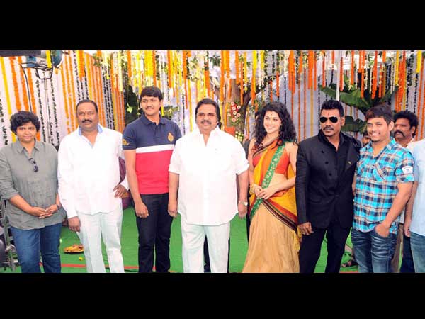 దాసరి క్లాప్, లారెన్స్ ‘ముని-3’ షురూ(ఫోటోలు)