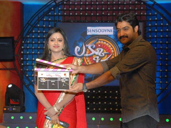 జూ ఎన్టీఆర్ @ లక్కు కిక్కు...(ఫోటోలు)