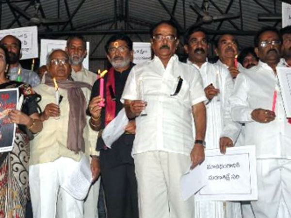  ఢిల్లీ గ్యాంగ్ రేప్ : టాలీవుడ్ ర్యాలీ...(ఫోటోలు)